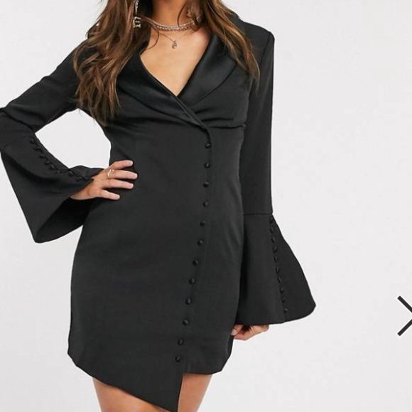 Lavish Alice button detail blazer mini dress in black - Picture 2 of 2
